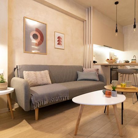 Apo-Zachari Elegant Apartment Larissa Buitenkant foto