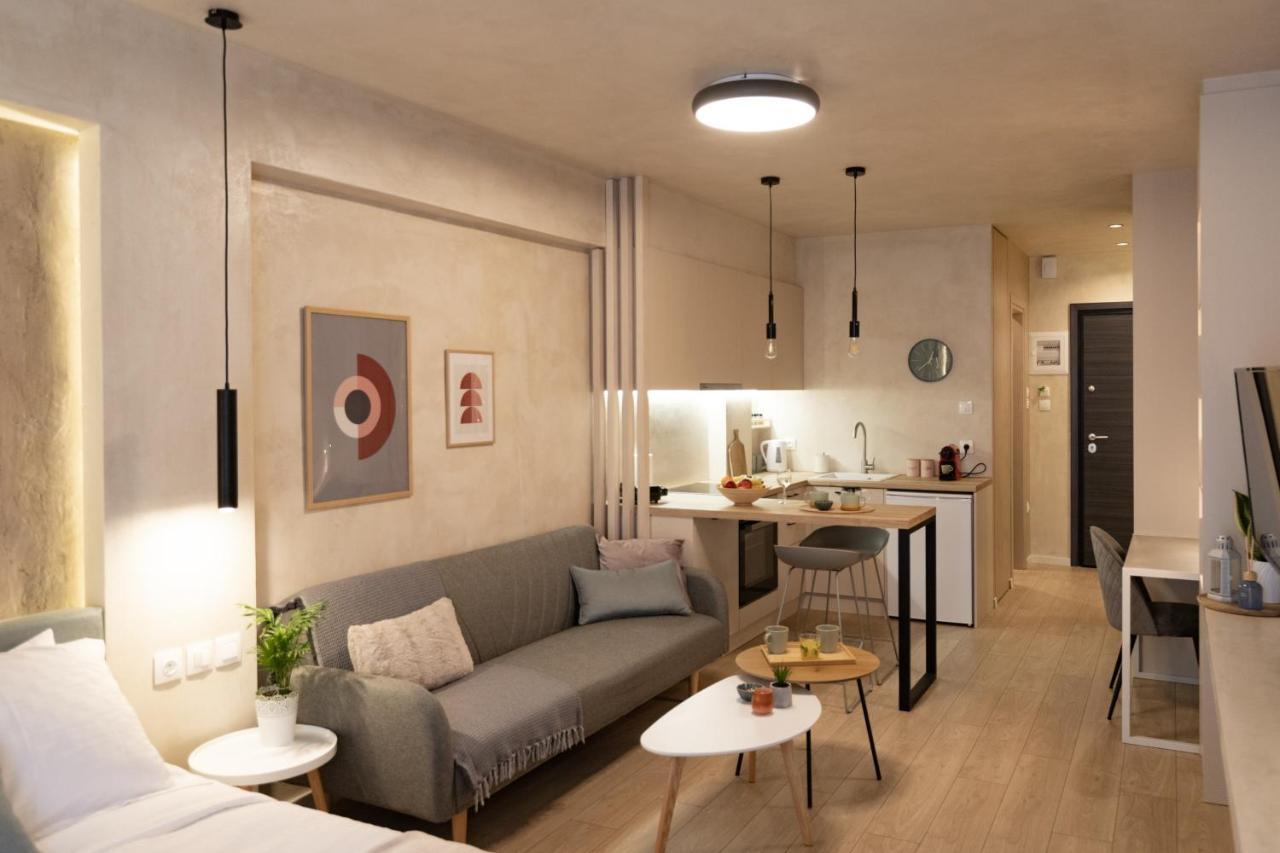 Apo-Zachari Elegant Apartment Larissa Buitenkant foto